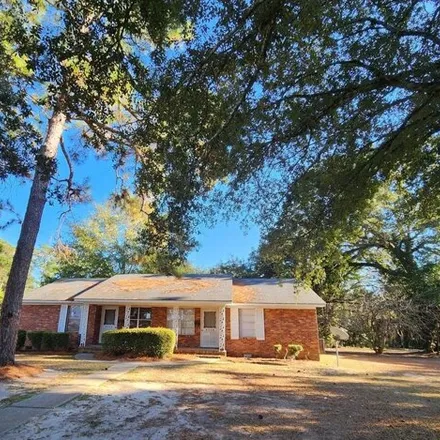 Rent this 2 bed house on 810 McIntosh Road in Albany, GA 31701