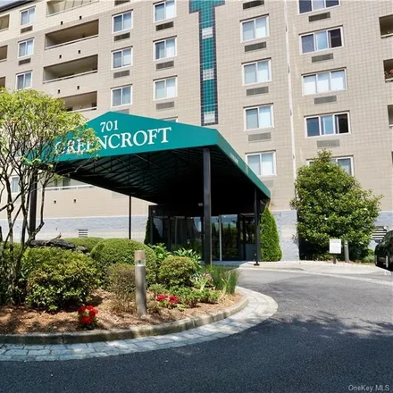 Buy this 1 bed condo on 701 Pelham Road in Rosedale, City of New Rochelle