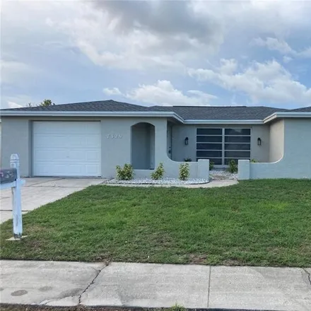 Buy this 2 bed house on 7329 Populus Dr in Port Richey, Florida