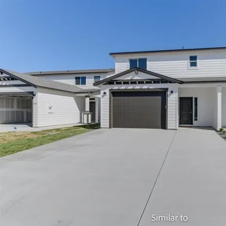 Buy this 3 bed townhouse on 66th Place in Pasco, WA