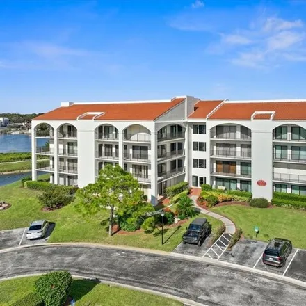 Buy this 2 bed condo on 498 Mariner Drive in Tarpon Springs, FL 34689