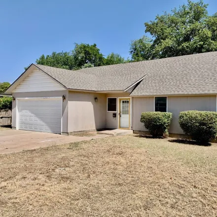 Rent this 4 bed house on 2718 62nd Street in Lubbock, TX 79413
