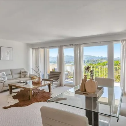 Buy this 2 bed condo on 194 Janet Way in Bel Aire, Tiburon