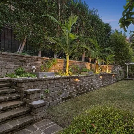 Image 9 - Trebek Open Space, 2500 Nichols Canyon Road, Los Angeles, CA 90046, USA - House for sale