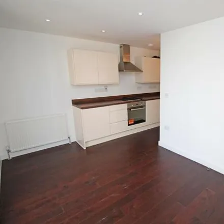 Image 4 - Brickdale House, Danestrete, Stevenage, SG1 1AS, United Kingdom - Apartment for sale