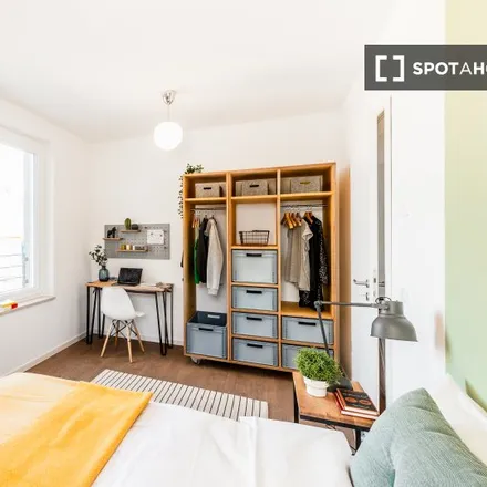 Rent this 5 bed room on Klara-Franke-Straße 6 in 10557 Berlin, Germany