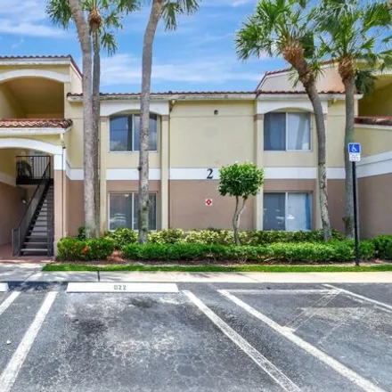 Buy this 1 bed condo on 879 West Boynton Beach Boulevard in Boynton Beach, FL 33426