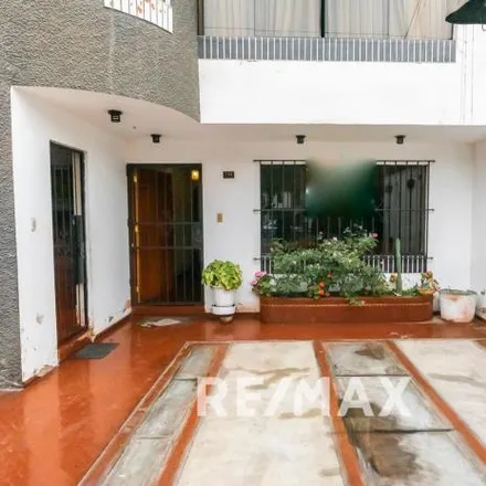 Buy this 3 bed apartment on Avenida Monte de los Olivos 545 in Santiago de Surco, Lima Metropolitan Area 15039