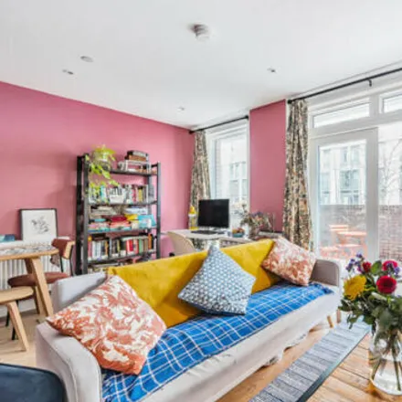 Buy this 1 bed apartment on Goswell Court in Honour Lea Avenue, London