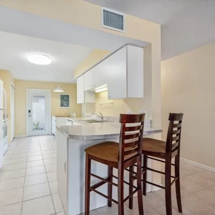 Image 4 - 22717 Sandy Bay Drive, Fountain Lakes, Lee County, FL 33928, USA - Condo for sale