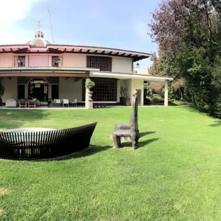 Buy this 2 bed house on Privada Paseo del Vallado in Los Viveros, 45169 Guadalajara