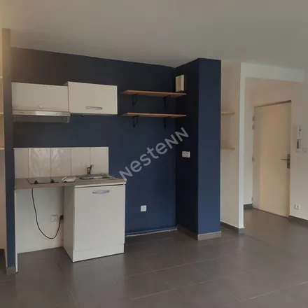 Rent this 1 bed apartment on 2 Avenue de la Résistance in 93100 Montreuil, France