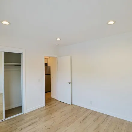 Image 5 - 2214½ Magnolia Avenue, Los Angeles, CA 90007, USA - Apartment for rent