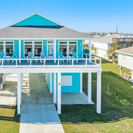 Buy this 3 bed house on 12612 West Buena Vista Drive in Galveston, TX 77554