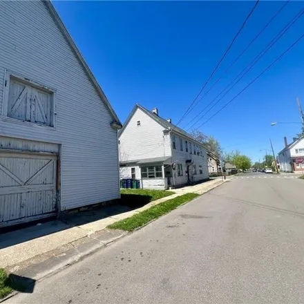 Image 4 - 1071 East Lovejoy Street, Buffalo, NY 14206, USA - House for sale