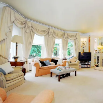 Image 2 - Kensington Mansions, 43-54A Trebovir Road, London, SW5 9TD, United Kingdom - Apartment for rent