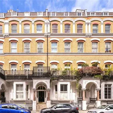 Buy this 1 bed apartment on Boltons Court in 216 Old Brompton Road, London