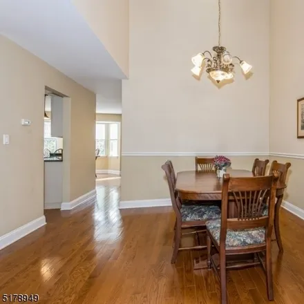 Image 7 - 38 Stonehedge Road, Long Hill Township, Morris County, NJ 07946, USA - Townhouse for sale