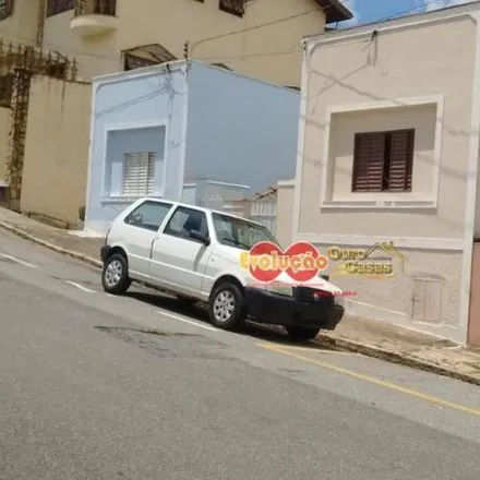 Buy this 6 bed house on Rua Carlos Busca in Vila Belém, Itatiba - SP