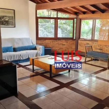 Buy this 6 bed house on BR Petrobras in Estrada Francisco da Cruz Nunes, Santo Antônio