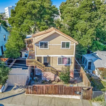 Buy this 7 bed house on 1396 East 27th Street in Oakland, CA 94622