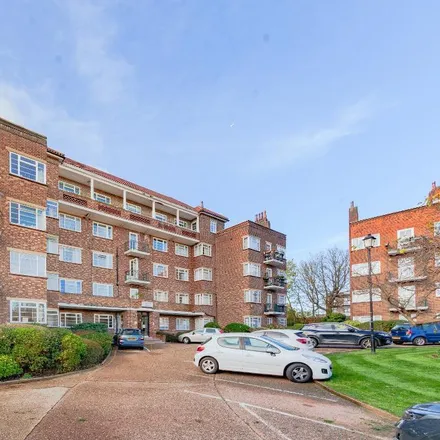 Rent this 3 bed apartment on 3 Fuller Street in London, NW4 4RR