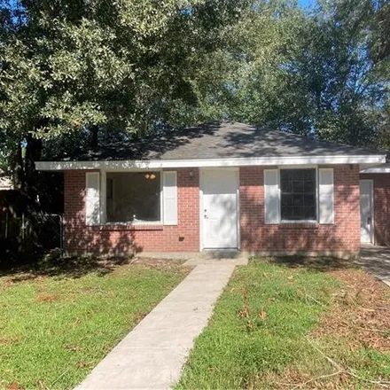 Rent this 3 bed house on 2864 Slidell Avenue in Abney Estates, Slidell