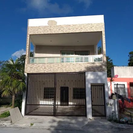 Buy this 3 bed house on El diez de Puerto Morelos in Avenida Zetina Gasca, Villa Morelos II