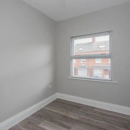 Image 6 - Lower Windsor Avenue, Belfast, BT9 7DU, United Kingdom - Apartment for rent