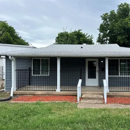 Image 2 - 1218 Record Crossing Road, Dallas, TX 75235, USA - House for rent