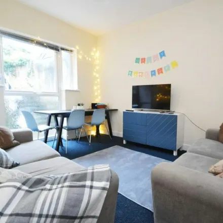 Rent this 3 bed apartment on 5 Hawthorn Terrace in Viaduct, Durham