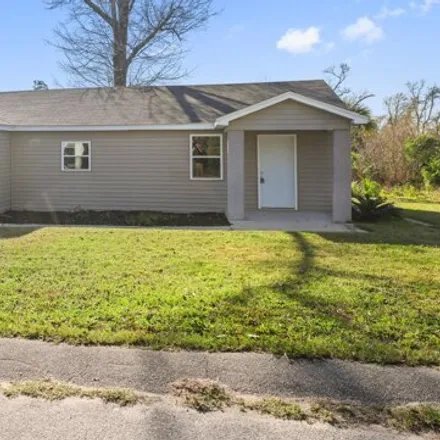 Buy this 3 bed house on 405 North Gray Avenue in Millville, Panama City