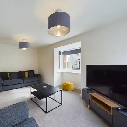 Image 4 - 5 Shield Way, Scarborough, YO11 3WG, United Kingdom - Duplex for rent