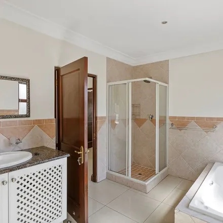 Rent this 6 bed apartment on High Street in Johannesburg Ward 96, Gauteng