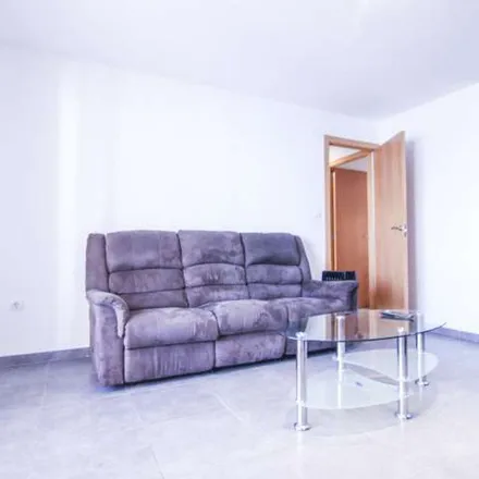 Image 3 - Carrer de Peris Mencheta, 31, 46020 Valencia, Spain - Apartment for rent