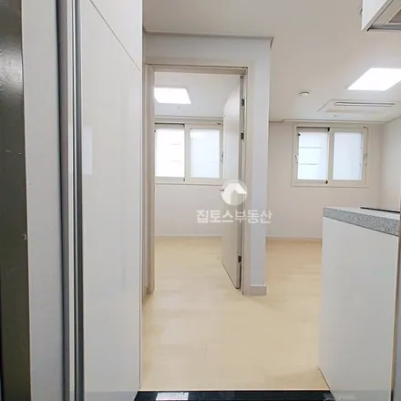 Rent this 2 bed apartment on 서울특별시 관악구 봉천동 919-21