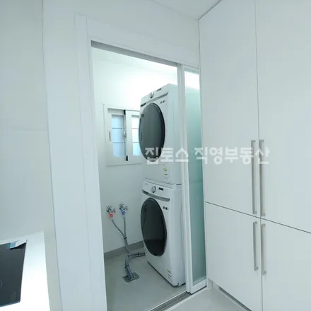 Image 9 - 서울특별시 마포구 서교동 247-205 - Apartment for rent