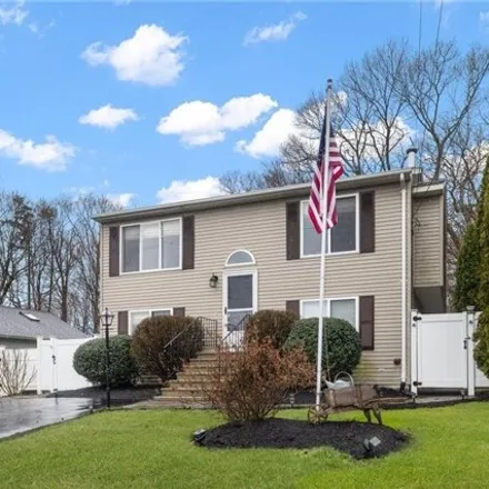Buy this 2 bed house on 143 Overlook Drive in Warwick, RI 02818