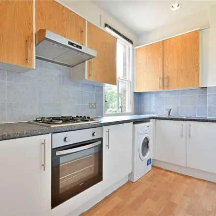 Rent this 2 bed apartment on Cedar Lodge in Exeter Road, London