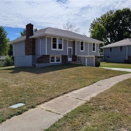 Image 3 - 16929 East 3rd Street South, Independence, MO 64056, USA - House for sale