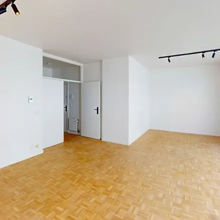 Rent this 1 bed apartment on Lange Klarenstraat 29-31 in 2000 Antwerp, Belgium