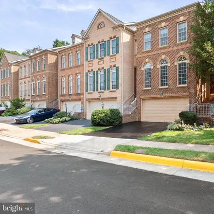 Image 1 - 12477 Rose Path Circle, Pender, Chantilly, VA 22033, USA - Townhouse for sale