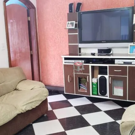 Buy this 2 bed house on Oggi Sorvetes in Avenida Humberto de Alencar Castelo Branco, Alves Dias