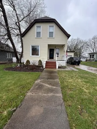 Buy this 3 bed house on 101 5th Street in Mackinaw, Tazewell County