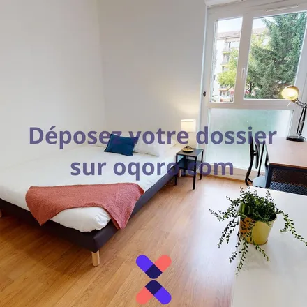 Rent this 5 bed apartment on 7 Avenue Auguste Blanqui in 69100 Villeurbanne, France