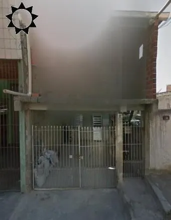Buy this 2 bed house on Rua Vinte e Cinco de Janeiro in Jardim Califórnia, Barueri - SP