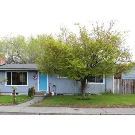 Buy this 3 bed house on 1849 Montana Street in The Dalles, OR 97058