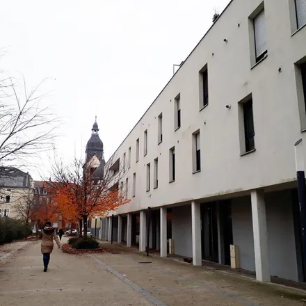 Rent this 4 bed apartment on 12 Passage Paul Heinrich in 68100 Mulhouse, France