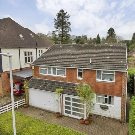 Buy this 5 bed house on Molyneux Park Road in Royal Tunbridge Wells, TN4 8DG