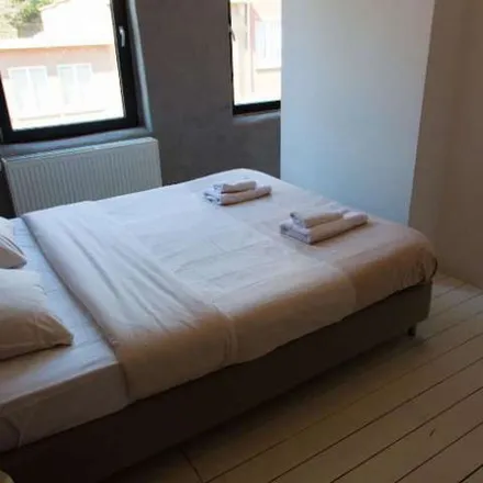 Rent this 1 bed apartment on Avenue des Sept Bonniers - Zevenbunderslaan 152 in 1190 Forest - Vorst, Belgium